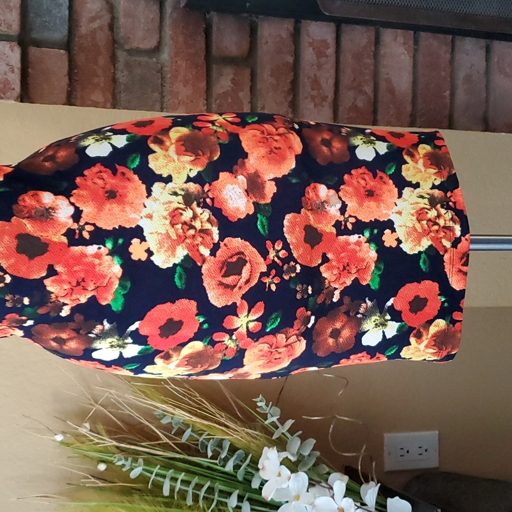🆕️ ViJo Couture Black & Orange Floral Bodycon Dress SIZE: S - Picture 4 of 13
